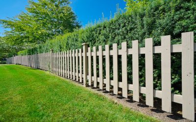 Délimiter son jardin de manière esthétique avec des clôtures